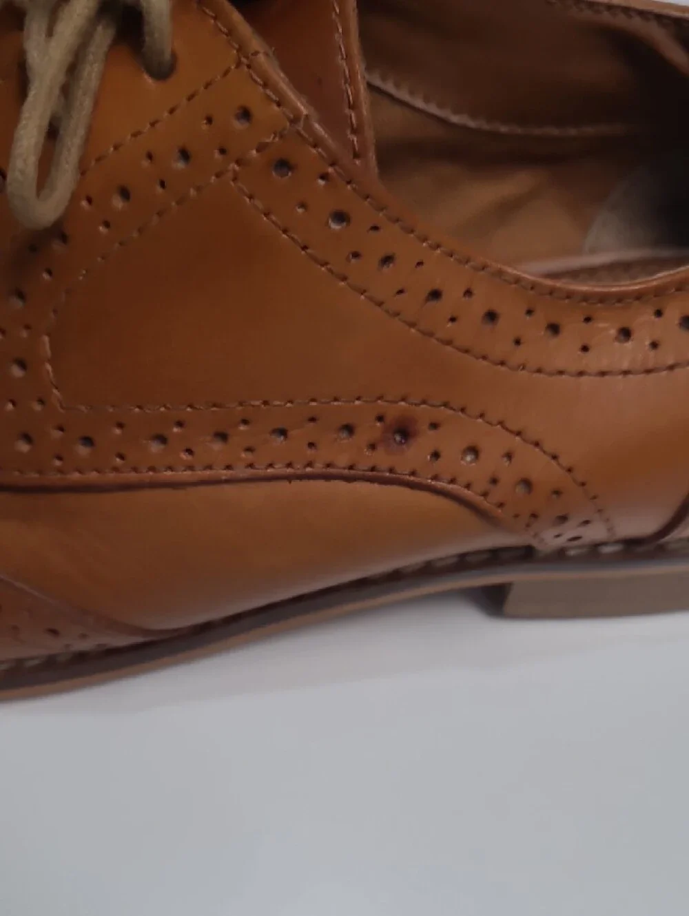 ASOS Tan Wingtip Oxford Shoes with Perforated Brogue Detailing-Size 6.5